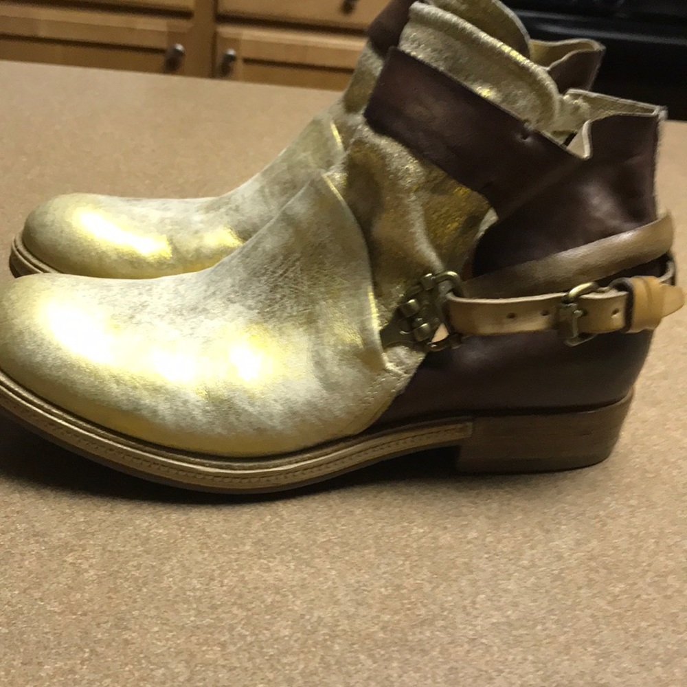 NWT A.S. 98 x FREE PEOPLE. DISTRESSED MOTO BOOTS - Picture 6 of 8